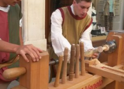 ENGIM scuola di lavorazione del legno partecipa a Thiene 1492 - edizione 2017