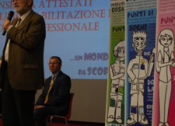 Sindaco Casarotto - attestati di Qualifica, Diploma e Abilitazione - Engim Thiene
