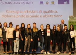 Consegna attestati ai qualificati 2017 - ENGIM Thiene