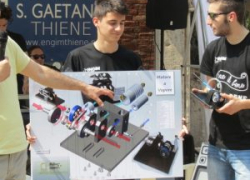 studenti in piazza - Engim Thiene: la fiera dei mestieri