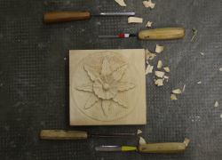 corso di intaglio del legno - Scuola per la Lavorazione del Legno - Engim Thiene